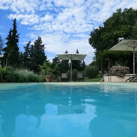 Floriani アパート *